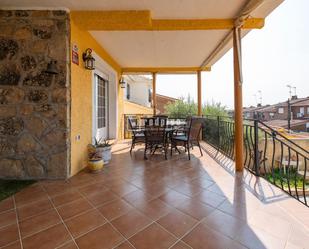 Terrace of House or chalet for sale in Villa del Prado  with Air Conditioner, Heating and Terrace
