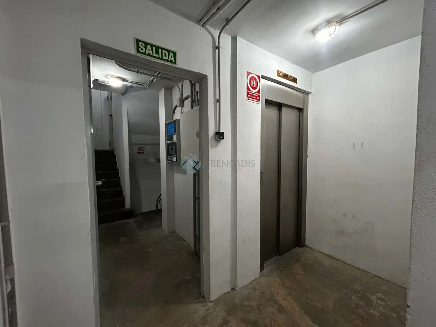 Storage room for sale in Montichelvo, Mont-Olivet