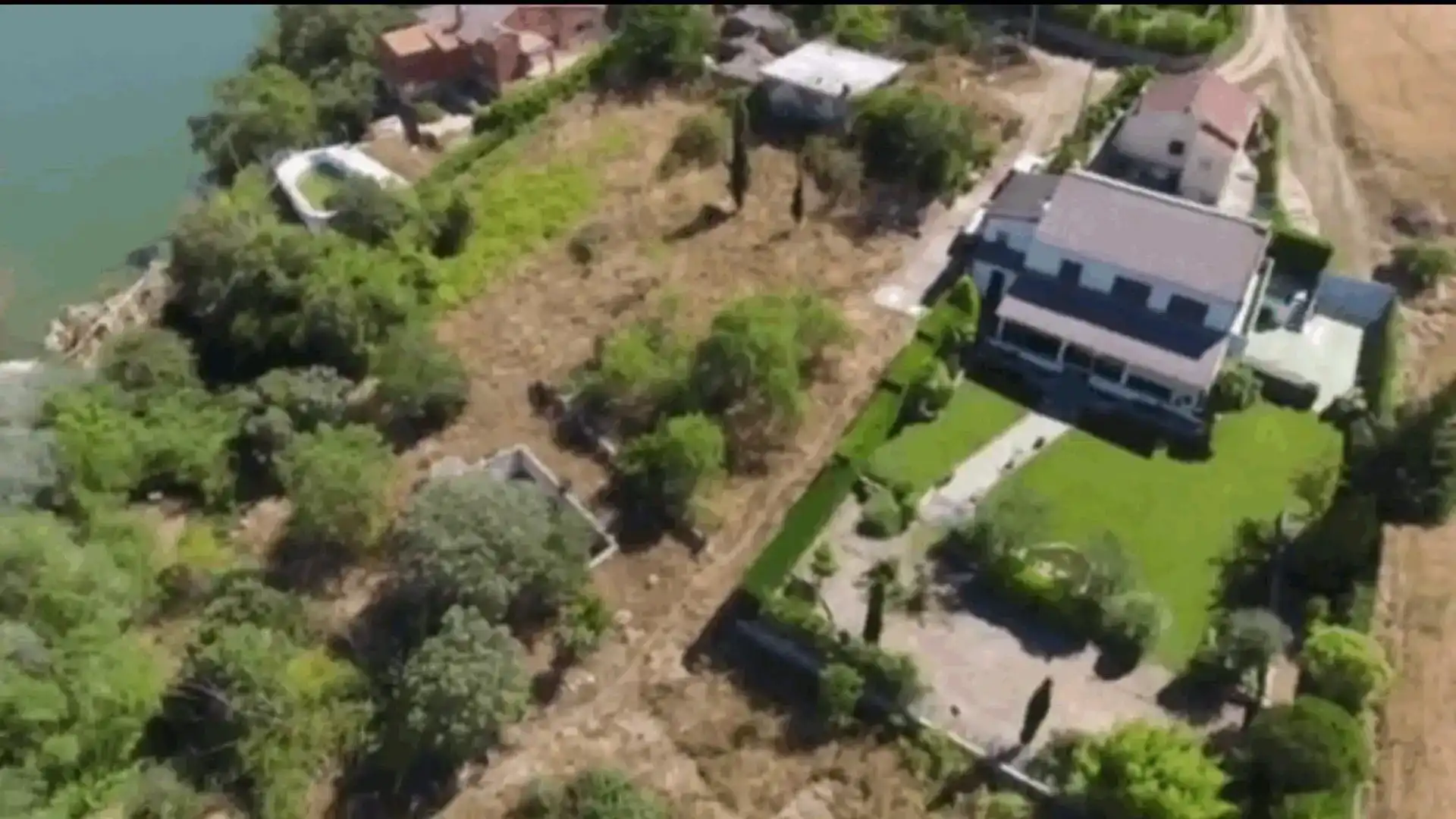 Casa o xalet en venda en San Cebrián de Castro amb Jardí privat, Traster i Moblat