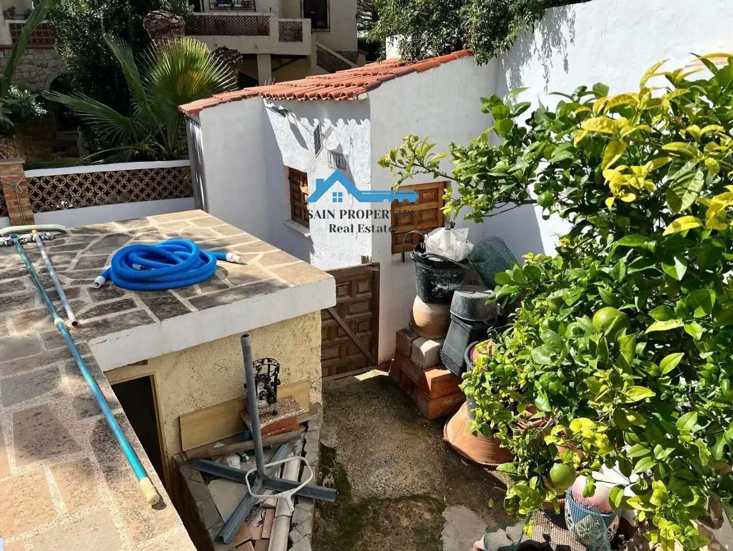 Vista exterior de Casa o chalet en venta en La Nucia con Aire acondicionado, Calefacción y Jardín privado