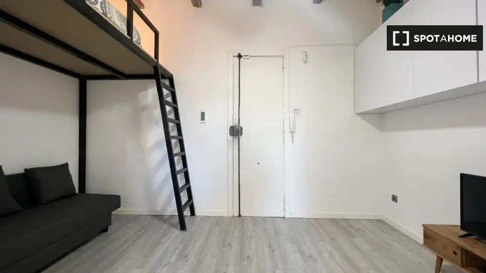 Flat with terrace to rent in Sants - Montjuïc, imagen 4