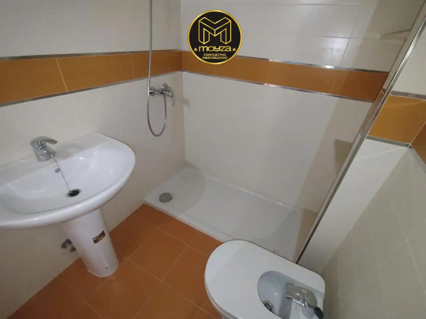 Baño de Casa o chalet en venta en Fuerte del Rey con Terraza