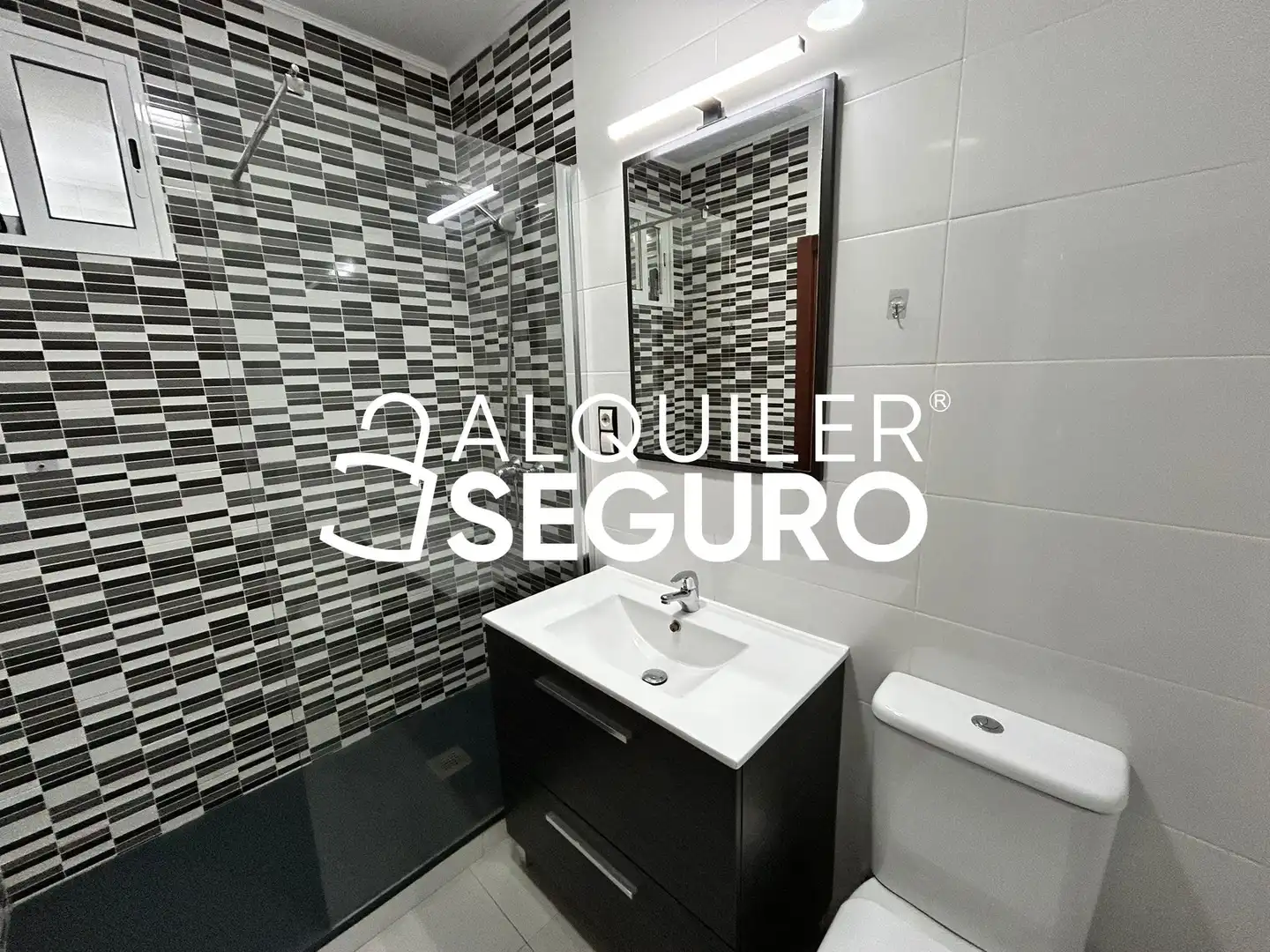 Flat for rent in Sierra de Pineda , Palomeras Bajas