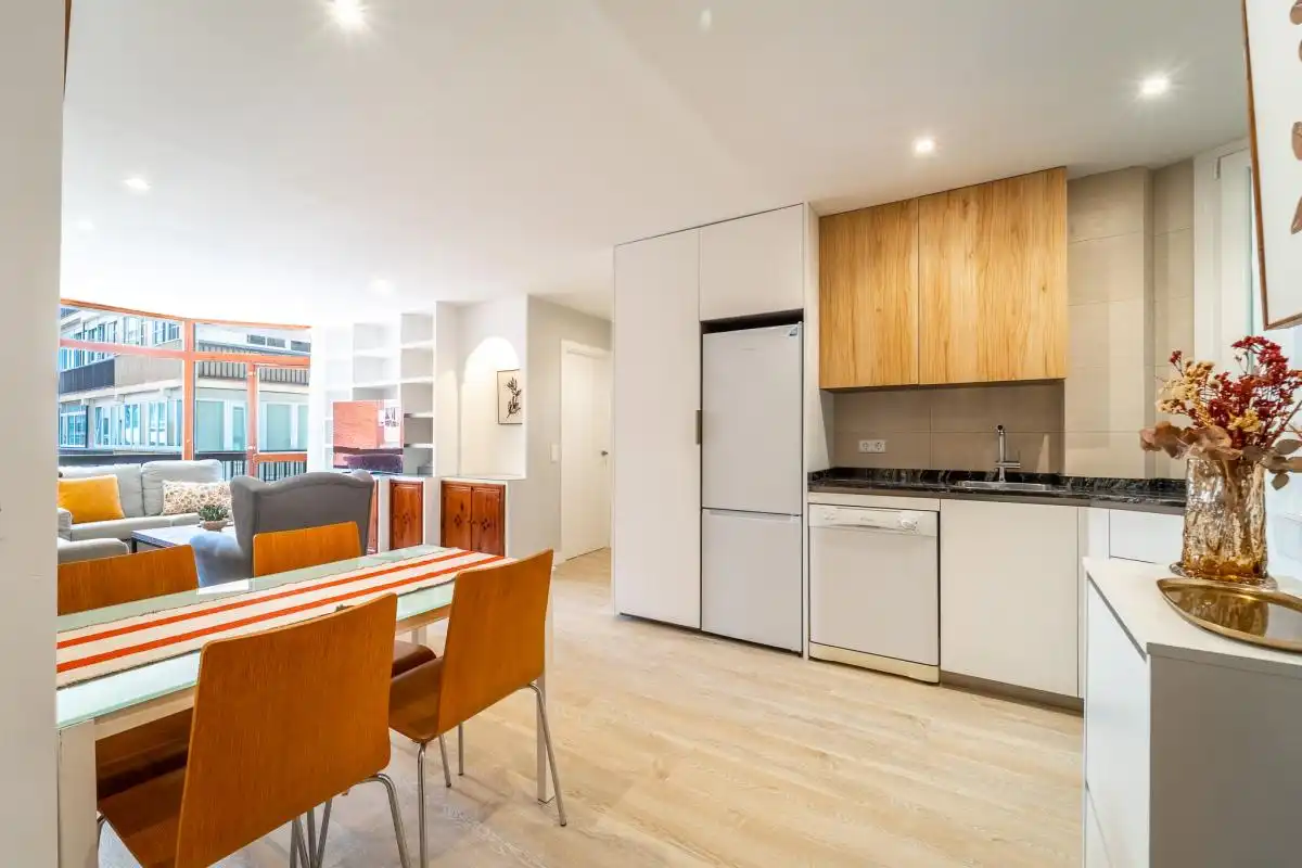 Küche von Wohnung zur Miete in Málaga mit Klimaanlage, Heizung und Terrasse