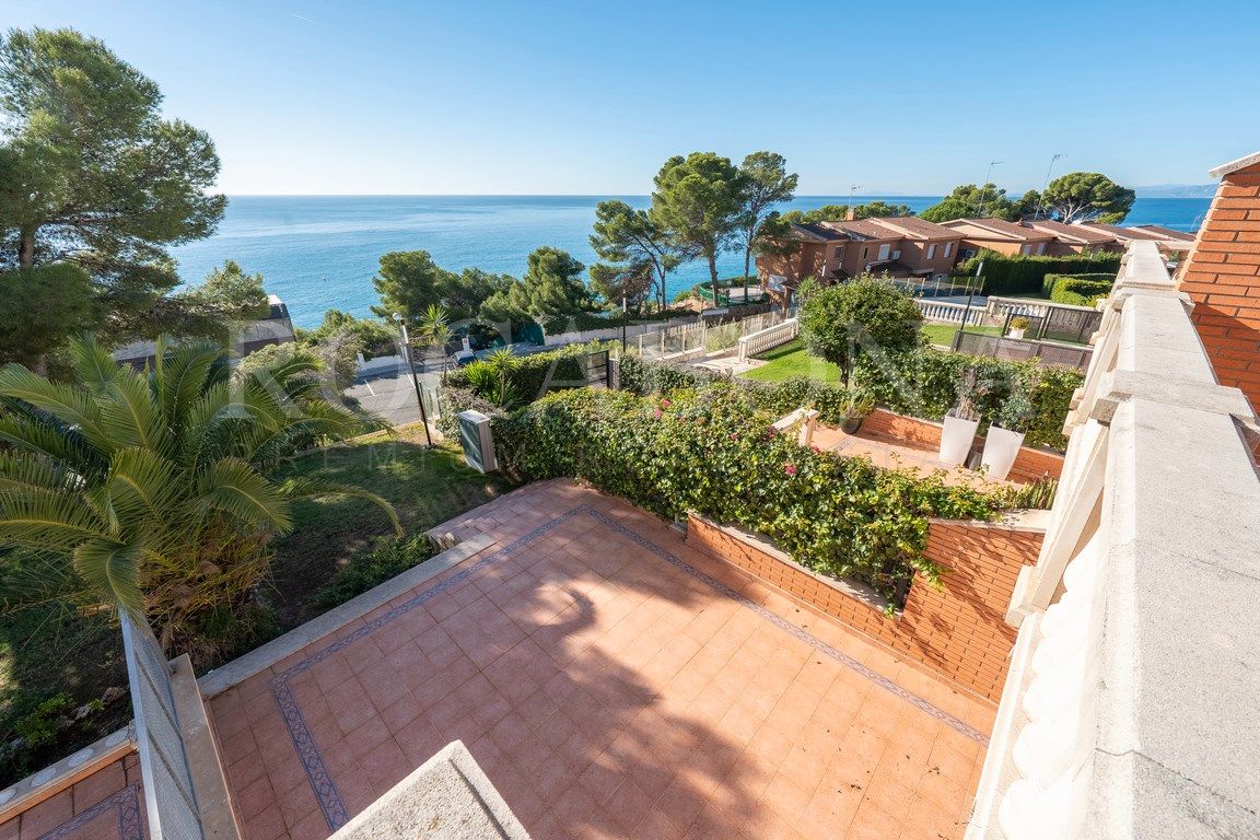 Jardí de Casa adosada en venda en Salou amb Aire condicionat, Calefacció i Jardí privat