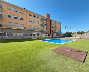 Piscina de Pis en venda en Santa Margarida I Els Monjos amb Aire condicionat, Calefacció i Terrassa