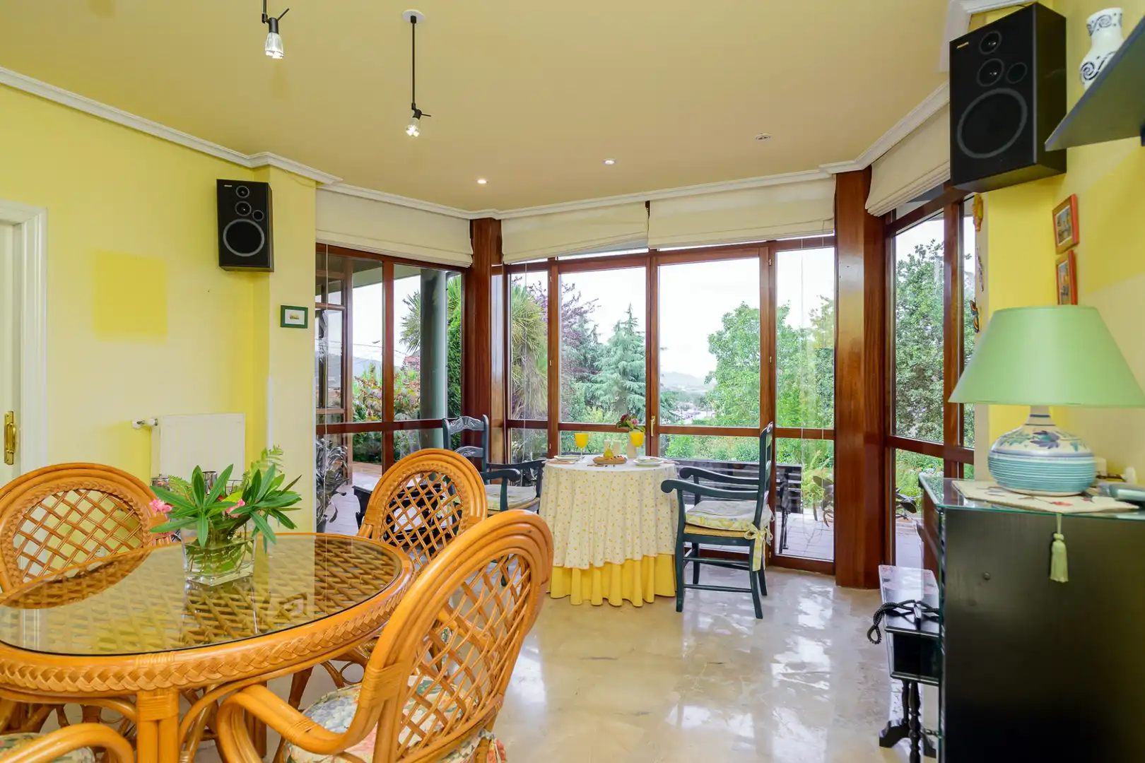 Comedor de Casa o chalet en venta en Oviedo  con Calefacción, Jardín privado y Parquet