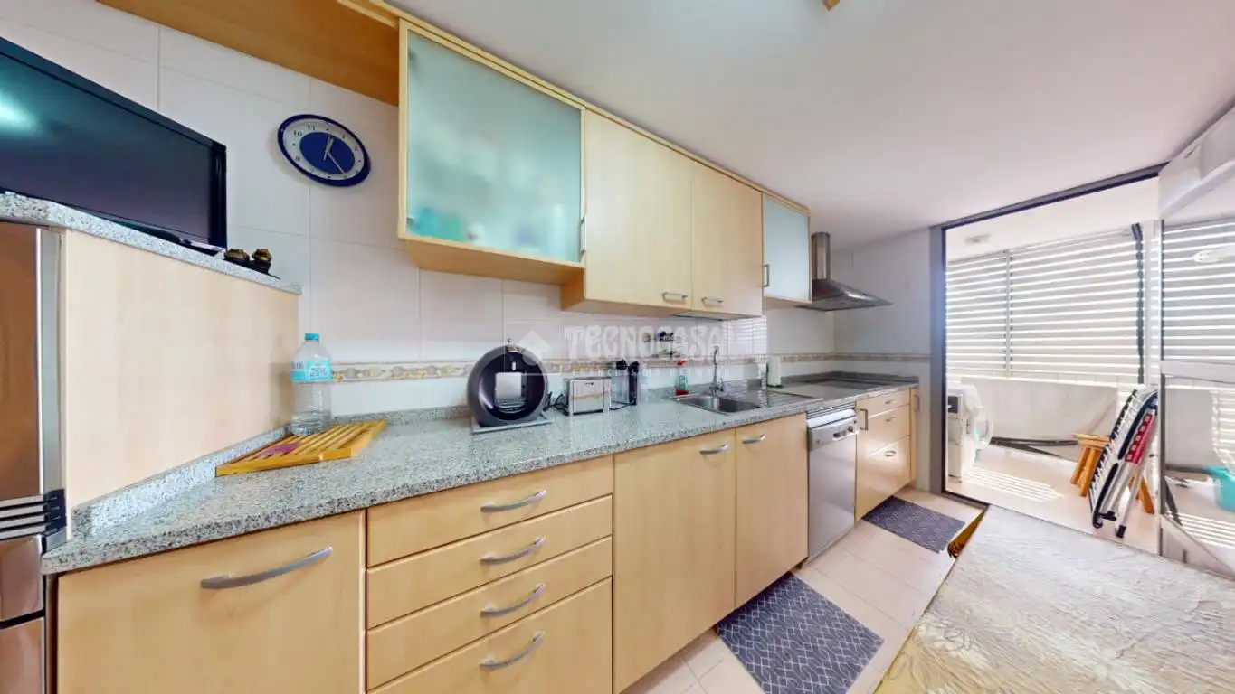 Cocina de Piso en venta en Azuqueca de Henares con Aire acondicionado, Calefacción y Piscina comunitaria