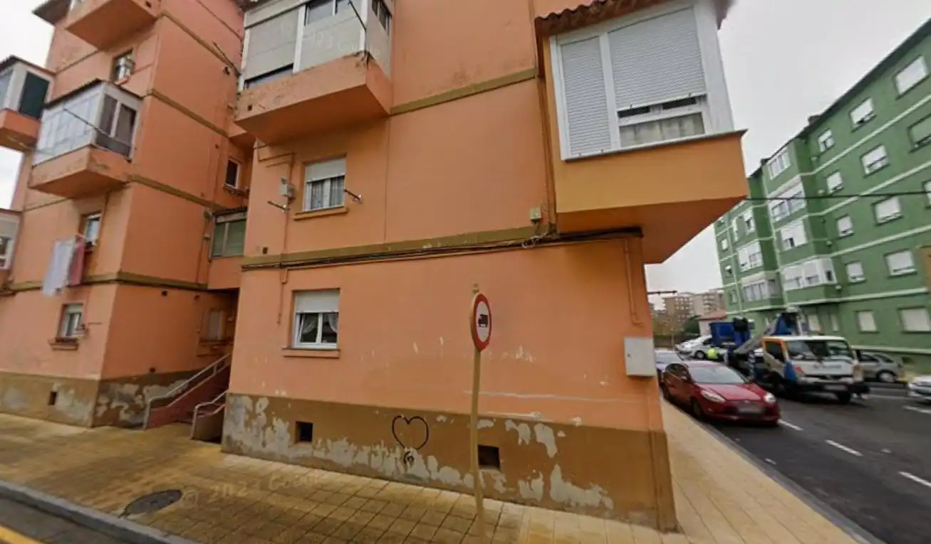 Vista exterior de Pis en venda en Torrelavega 