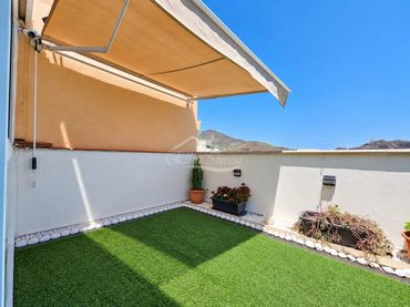Piso con balcón en venta en Buzanada