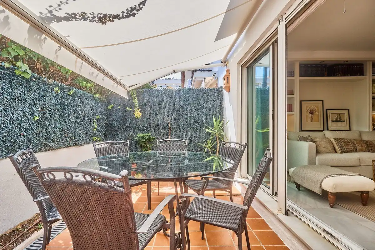 Terraza de Casa adosada en venta en Marbella con Aire acondicionado, Jardín privado y Terraza