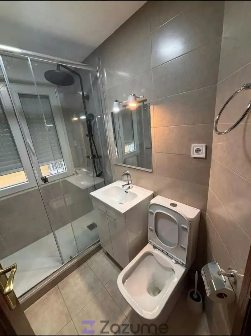 Baño de Apartamento de alquiler en Briviesca con Calefacción, Amueblado y Horno