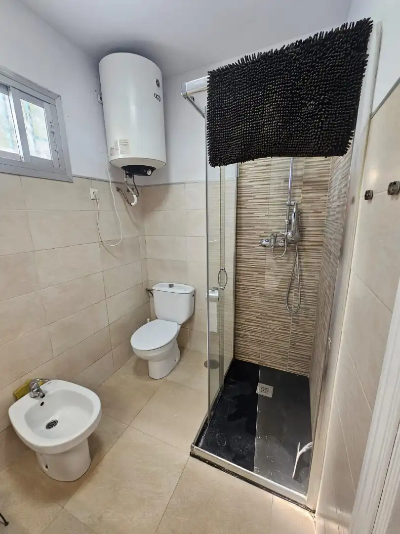 Bathroom of Country homes for rent in Guaro  with Private garden, Swimming Pool and Furnished