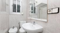 Bathroom of Flat for sale in Sabadell  with Balcony