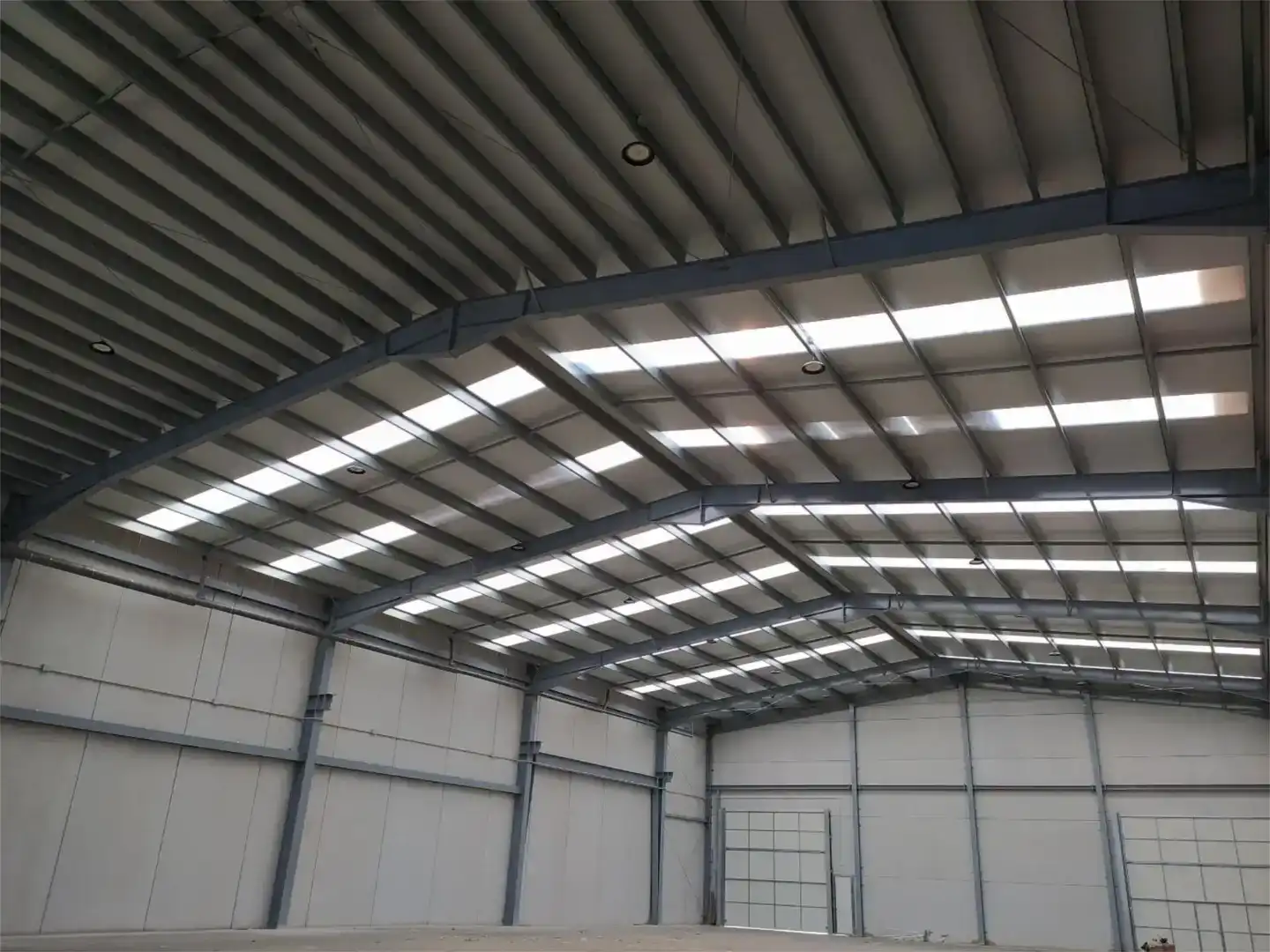 Exterior view of Industrial buildings for rent in Siero