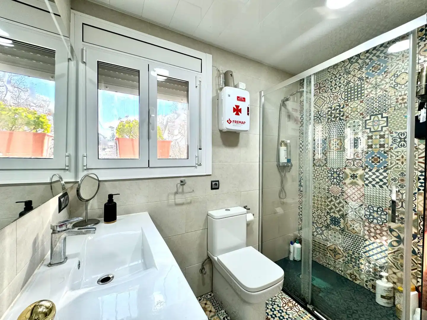 Bathroom of Houses for sale in Rubí  with Air Conditioner, Heating and Private garden