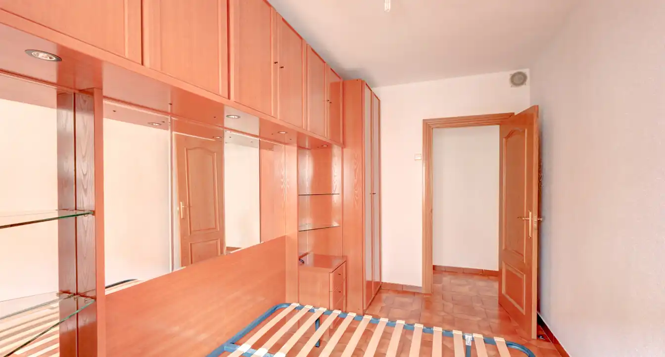 Bedroom of Flat for sale in Zaragoza  with Heating