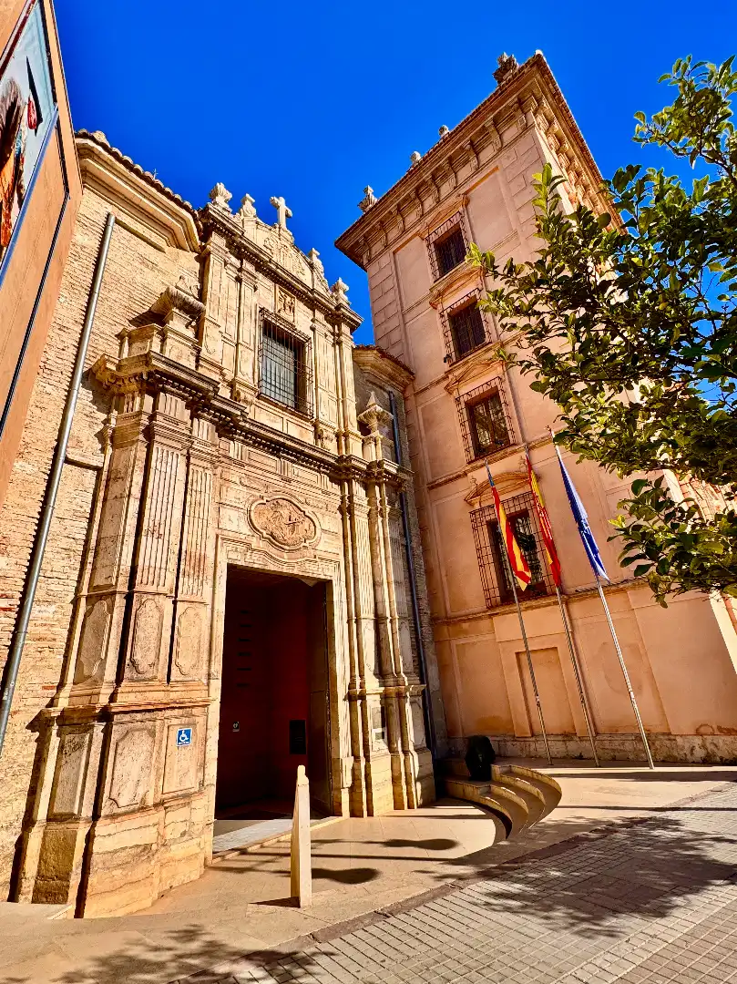 Vista exterior de Edificio en venta en Valencia