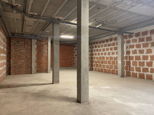 Local comercial en Alquiler en N/A en Riba-roja de Túria