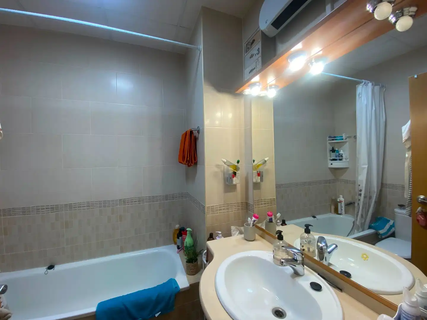 Baño de Apartamento en venta en Camarles con Terraza
