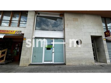 Local commercial à louer à Avenida Països Catalans