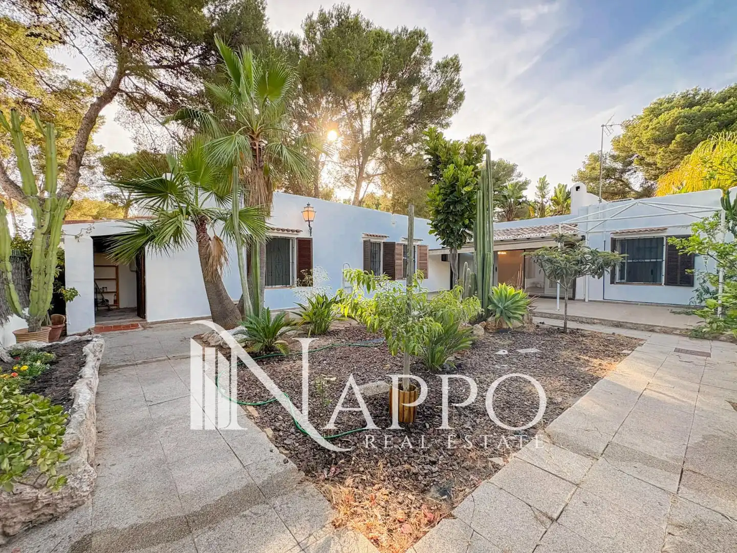Exterior view of Houses for rent in Calvià  with Heating, Private garden and Alarm
