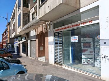 Gewerbefläche zur Miete in Calle Sor Valentina Mirón