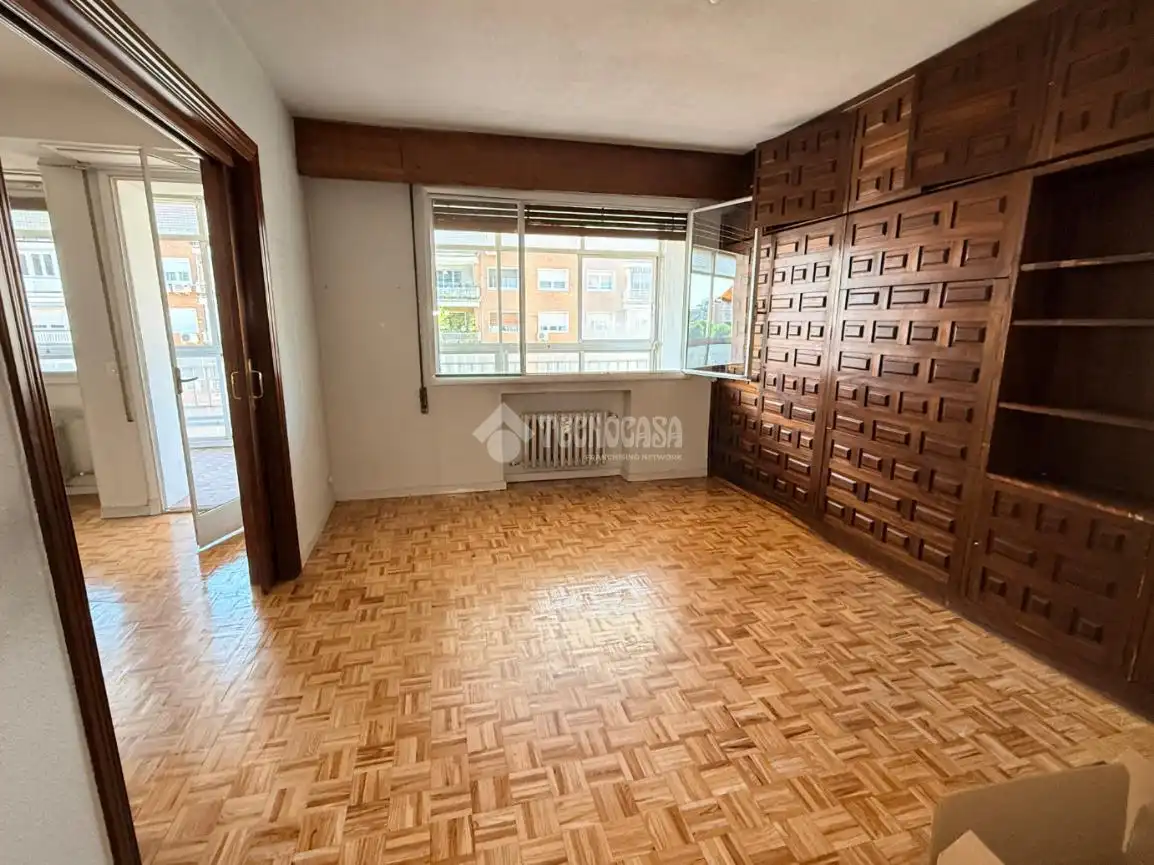 Habitación de Piso en venta en Madrid