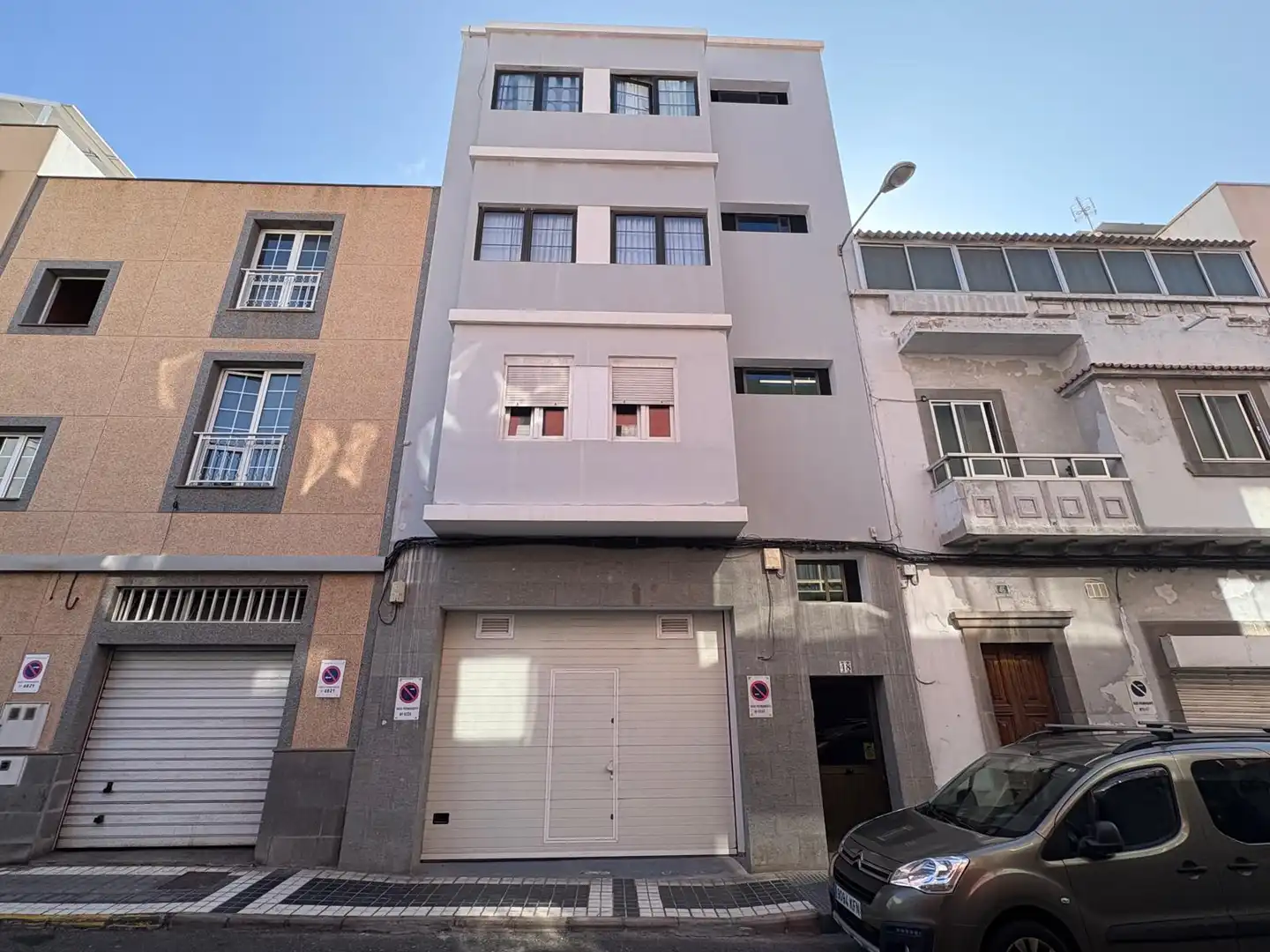 Außenansicht von Gebäude zum Verkauf in Las Palmas de Gran Canaria