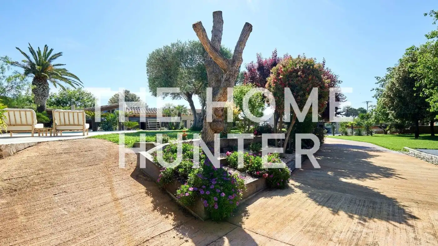 Exterior view of Houses for sale in Ventalló  with Air Conditioner, Heating and Private garden