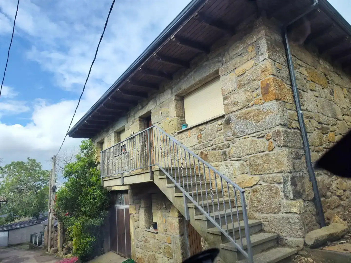 Vista exterior de Piso en venta en Robleda-Cervantes con Jardín privado, Parquet y Trastero