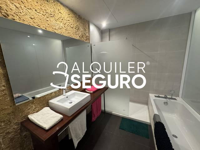 Estudio en Alquiler en de Sant llorenç en La Llotja - Born