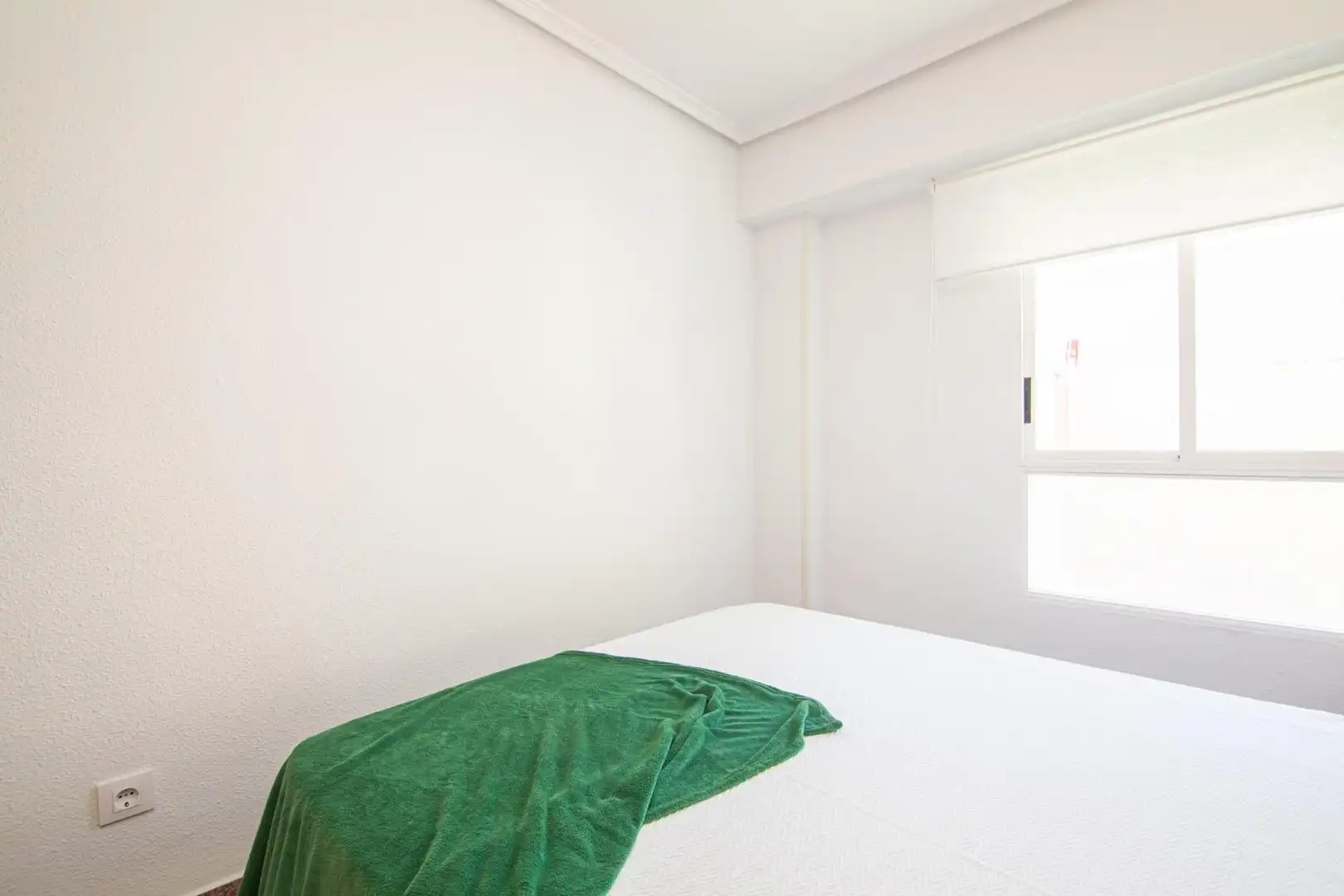 Dormitori de Pis en venda en Santa Pola amb Aire condicionat, Calefacció i Terrassa
