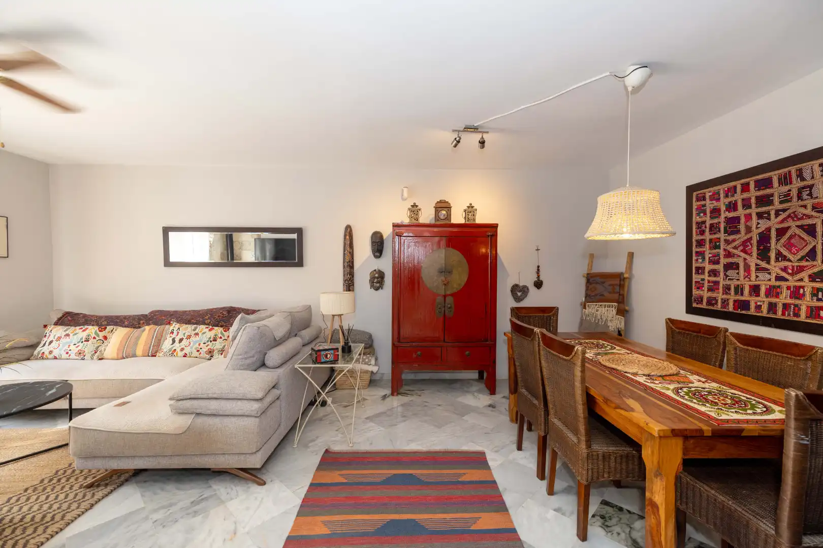 Sala d'estar de Casa adosada en venda en Marbella amb Aire condicionat, Calefacció i Terrassa