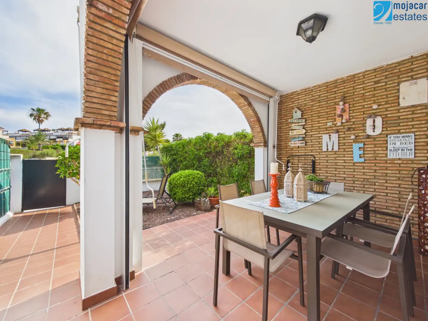 Terraced house with terrace for sale in Avenida la Giralda 32, imagen 2