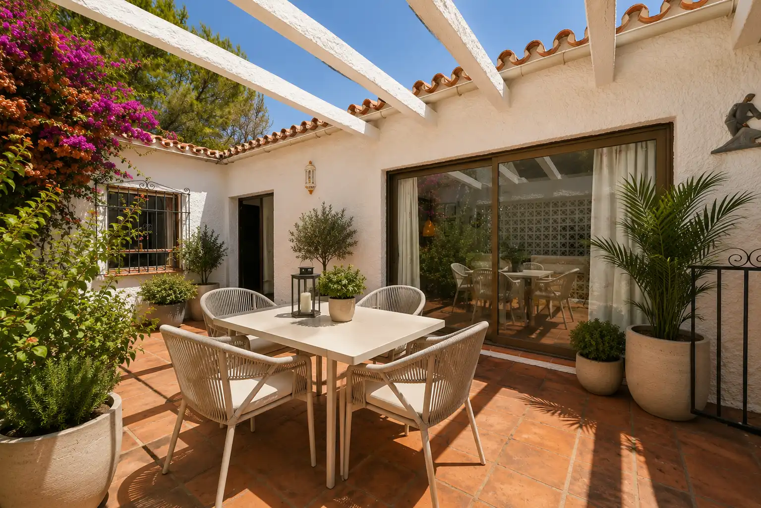 Terraced house with pool for sale in Calahonda, imagen 13