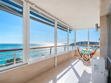 Apartament amb piscina en venda a Ponent