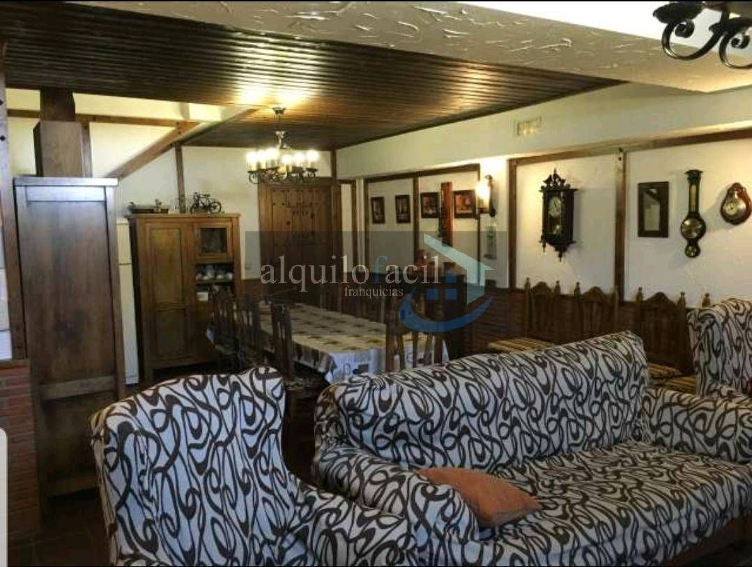 Dining room of House or chalet for sale in Mahora  with Air Conditioner and Storage room