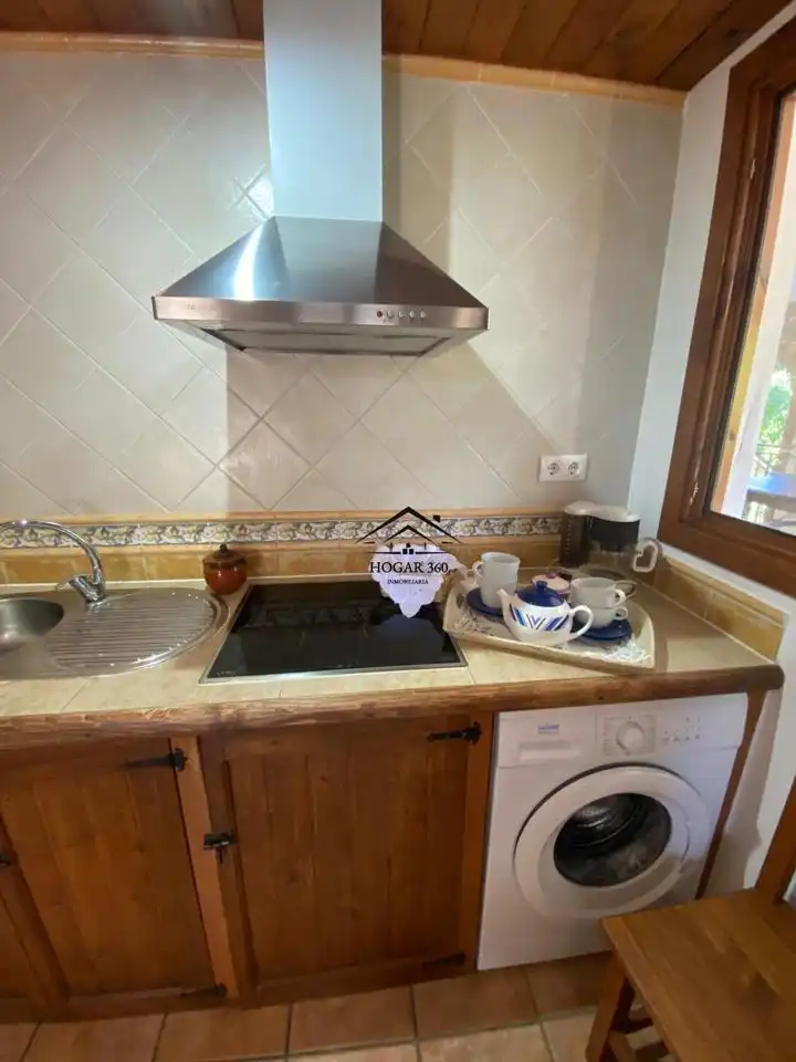 Cuina de Finca rústica en venda en Valencia de Alcántara amb Jardí privat, Terrassa i Piscina