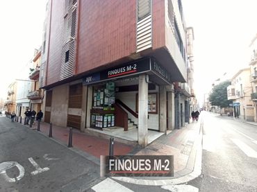 Business premises to rent in de Misericòrdia 2