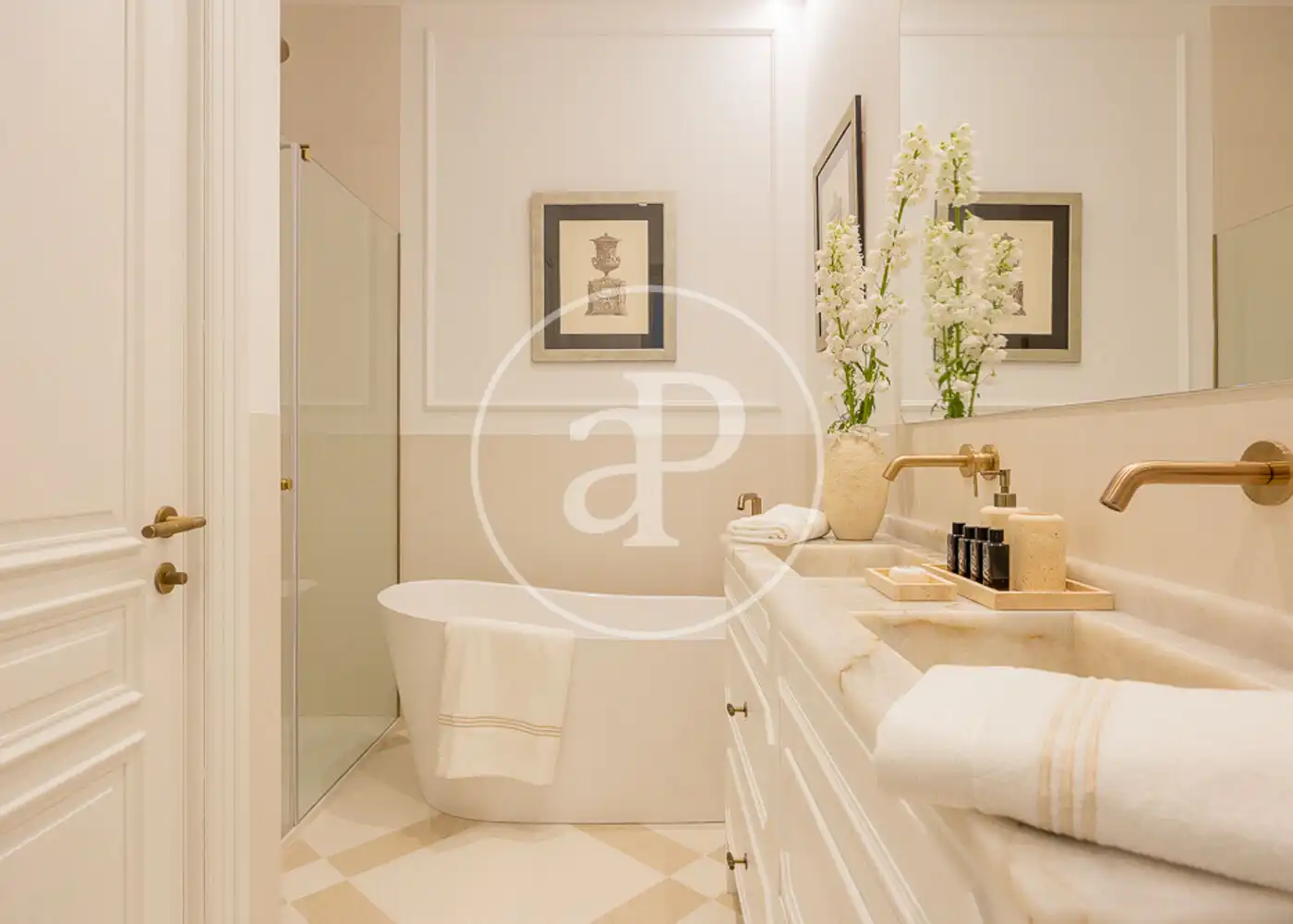 Baño de Piso en venta en Madrid con Aire acondicionado, Calefacción y Terraza