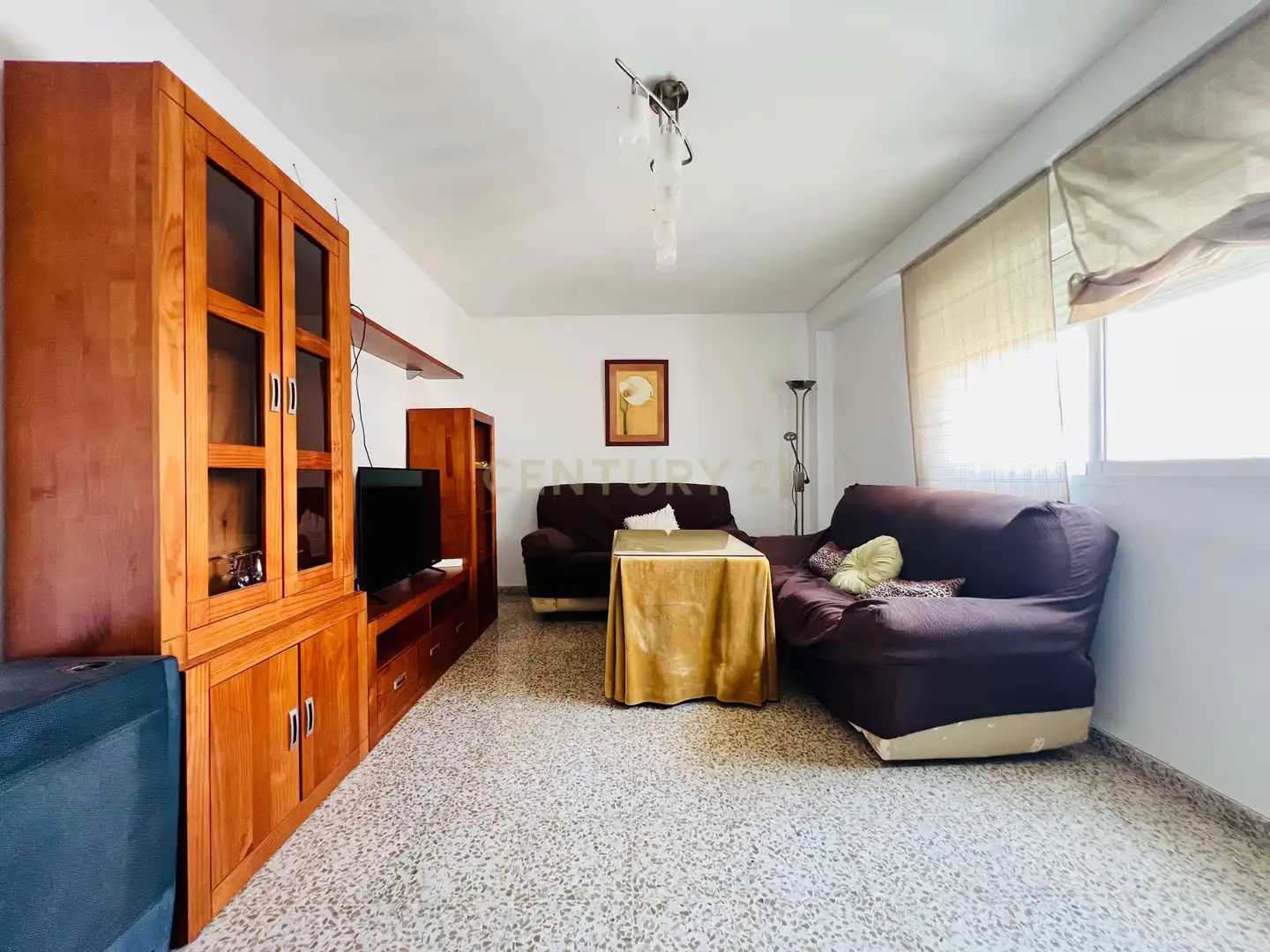 Living room of Flat for rent in Granada  with Air Conditioner, Oven and Washing machine