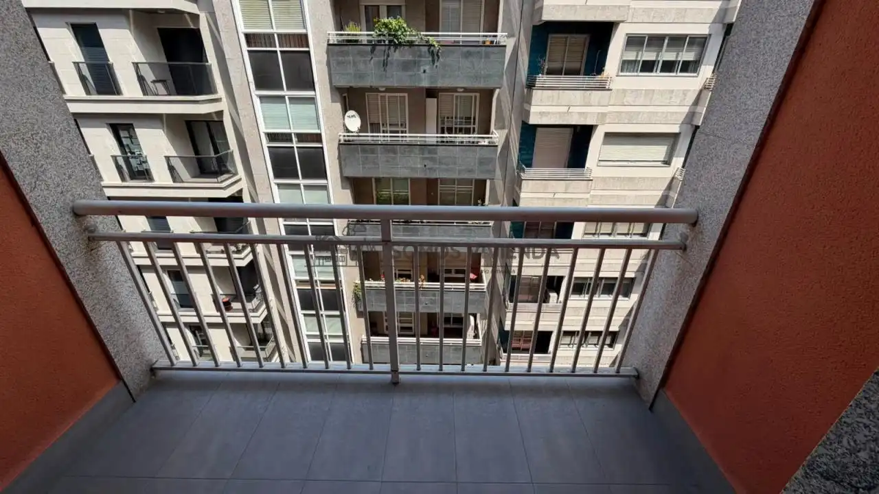 Terraza de Piso en venta en Ourense Capital  con Calefacción