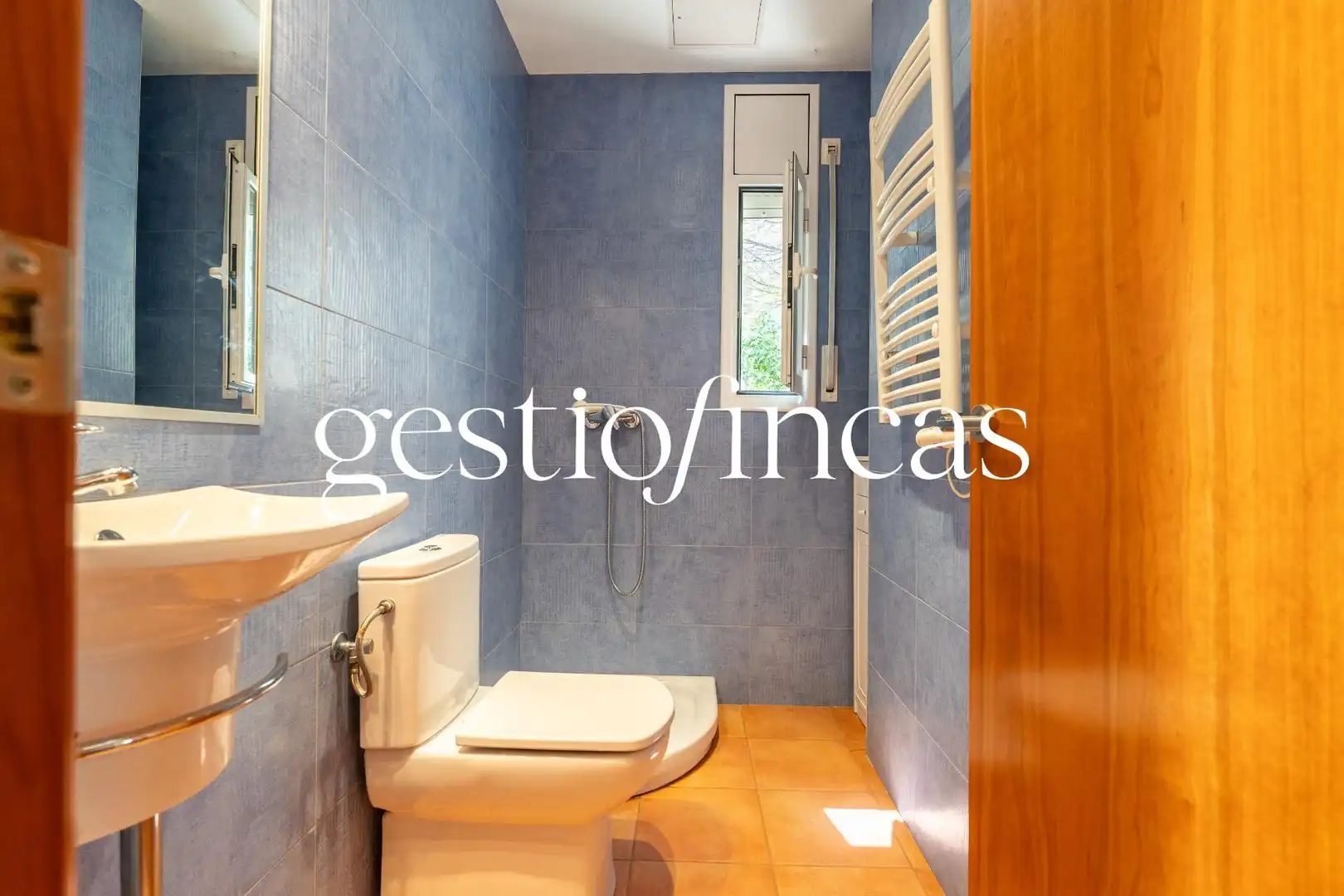 Bathroom of Houses for sale in Pratdip  with Air Conditioner, Heating and Private garden
