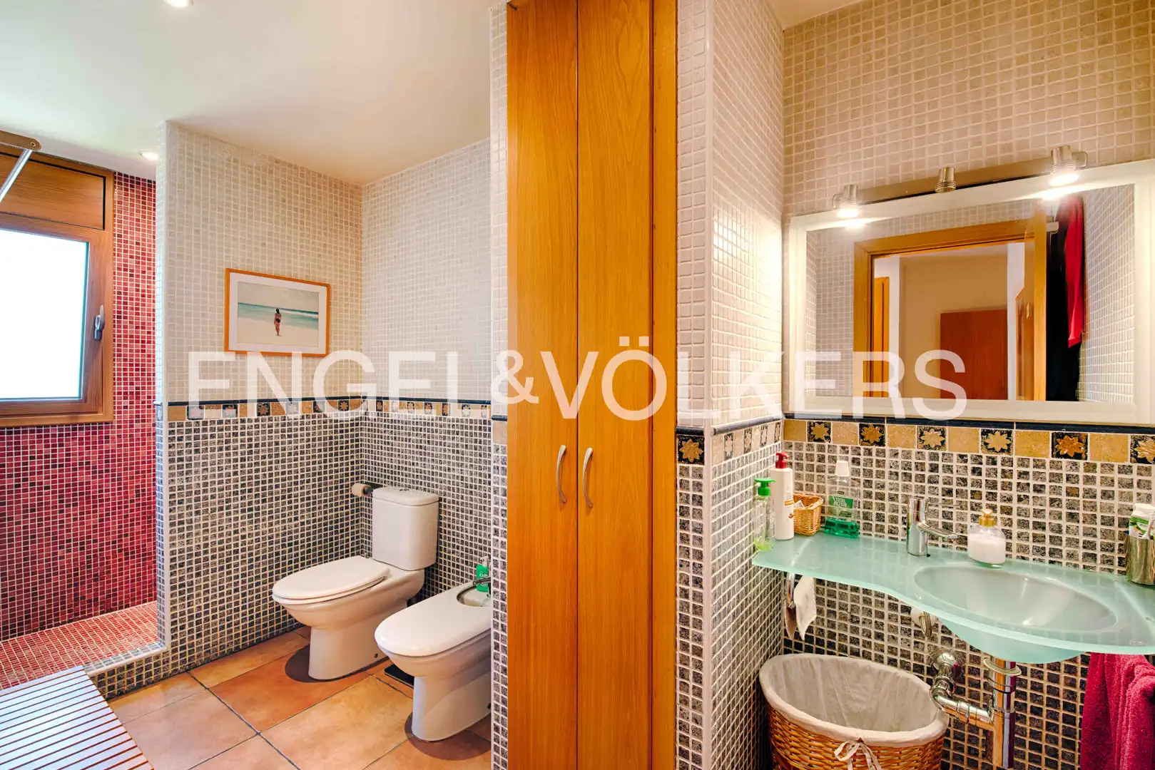 Baño de Casa o chalet en venta en Navata con Aire acondicionado, Calefacción y Jardín privado