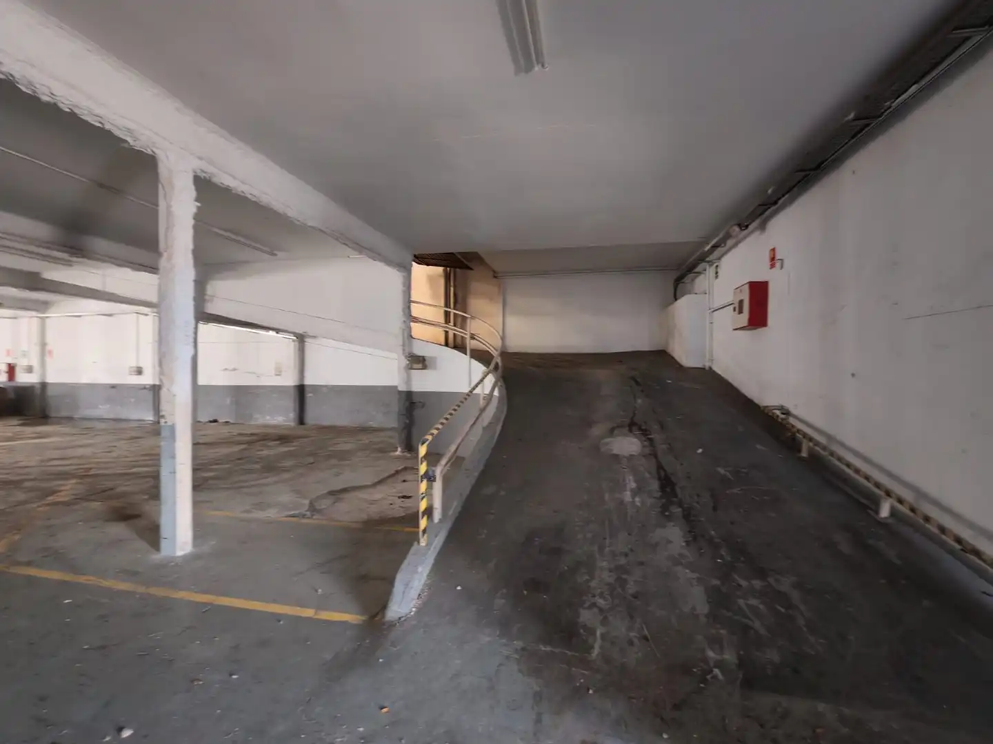 Parking de Nave industrial de alquiler en Granollers