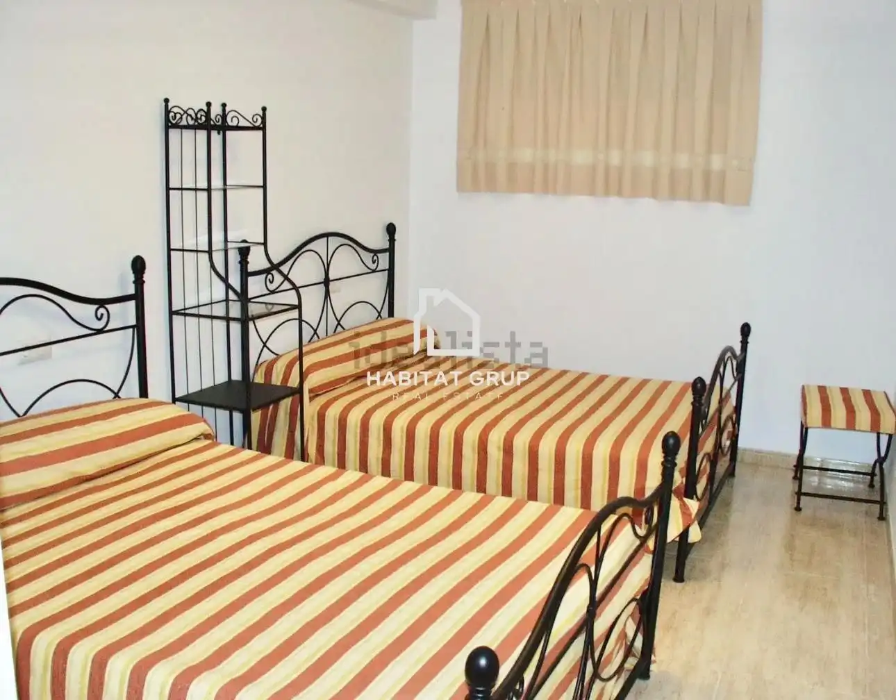 Dormitori de Casa adosada en venda en L'Ampolla amb Aire condicionat, Calefacció i Jardí privat
