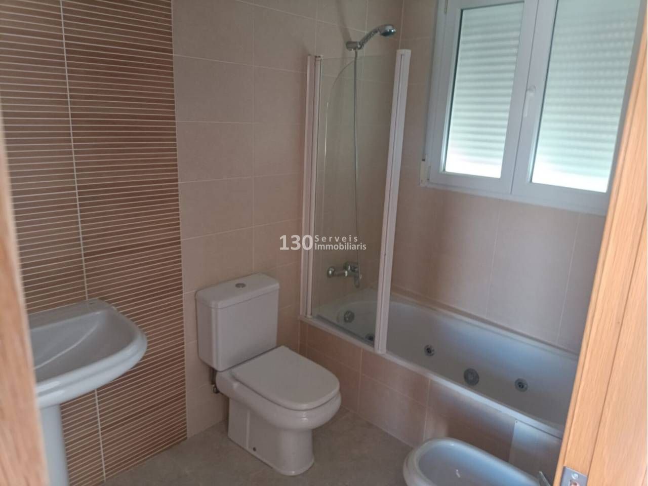 Bathroom of Duplex for sale in La Sénia  with Terrace