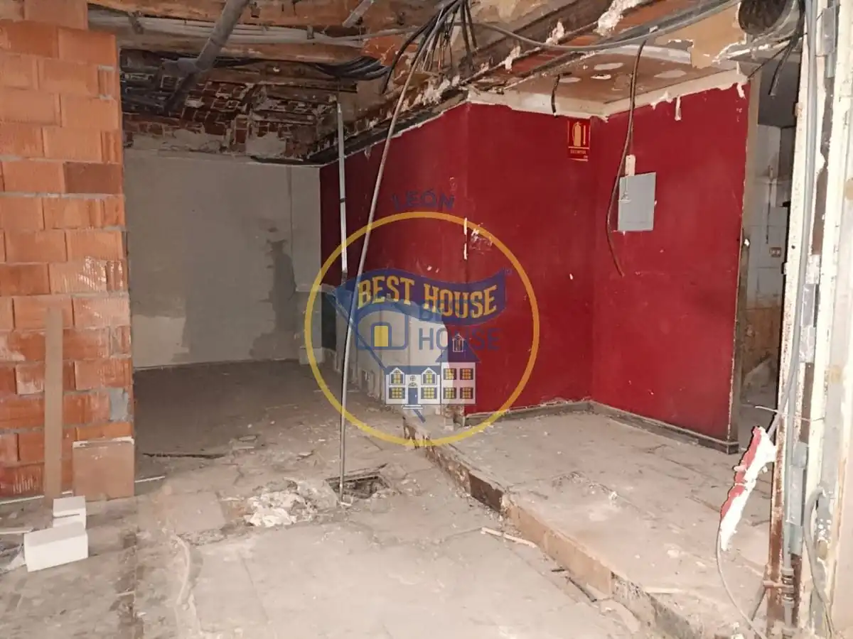 Gewerbefläche zur Miete in Casco Antiguo, imagen 4