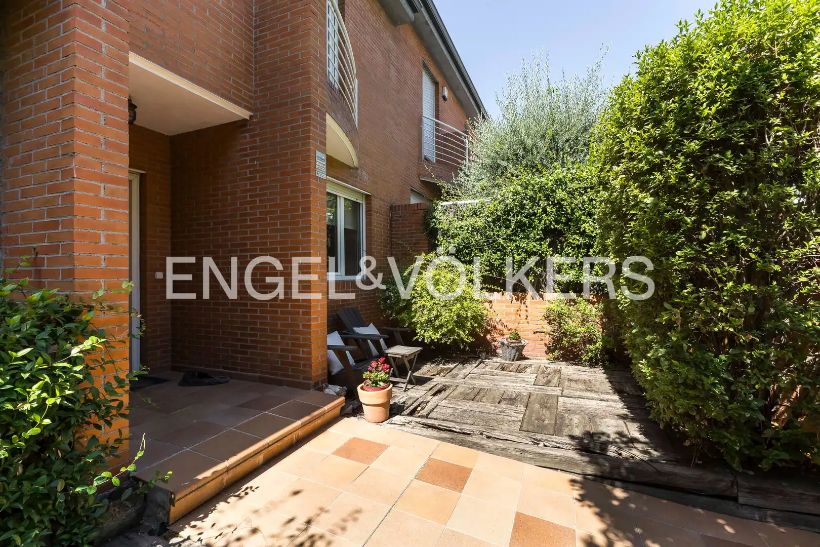 Terrace of Detached homes for sale in Madrid  with Air Conditioner, Heating and Private garden